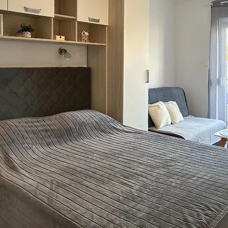 Lovely In With Wifi Apartament