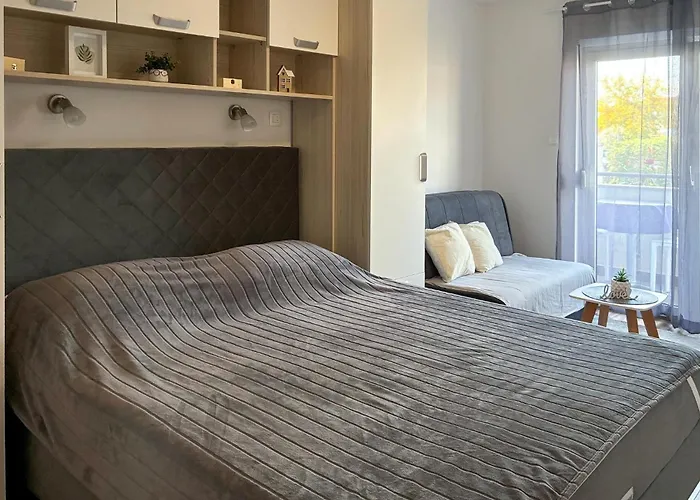Lovely In With Wifi Apartament